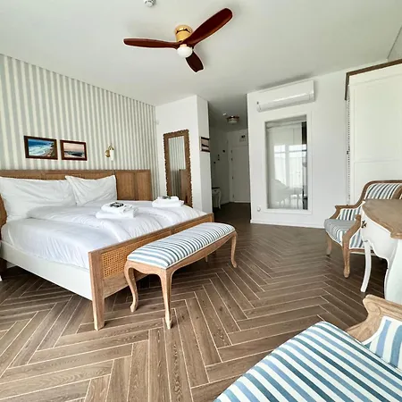 Ocean View Apartment *
