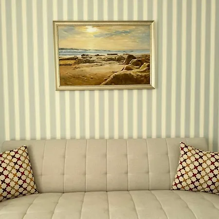 Ocean View Apartment *