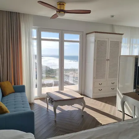 Ocean View לוריניה